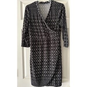 The Limited Women's M Faux Wrap Dress V Neck Geometric 3/4 Sleeve Pullover Black